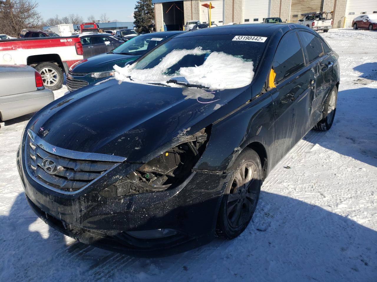 Photo 2 from auction – 2011 HYUNDAI SONATA SE with VIN 5NPEC4AC3BH132253