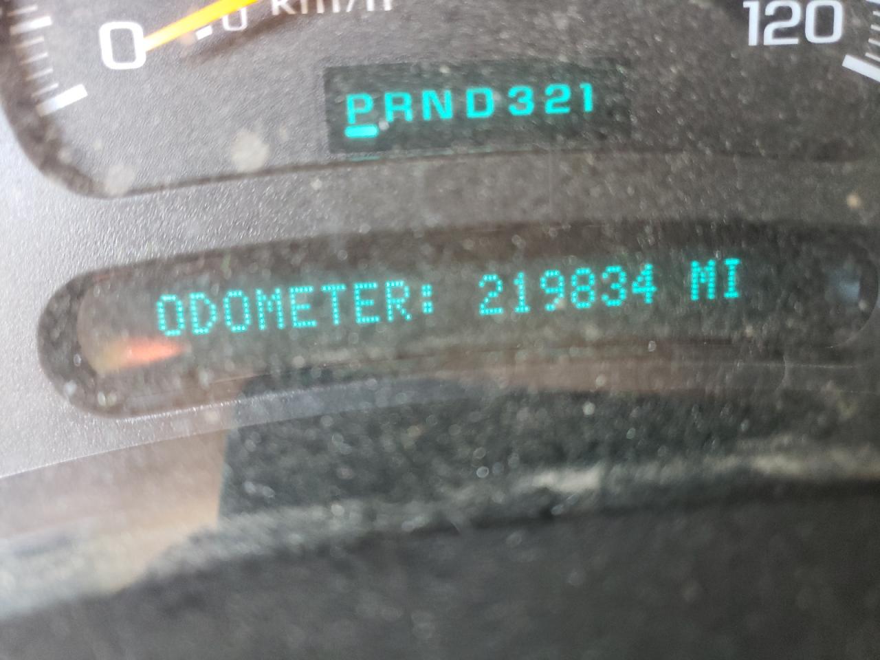 Photo 8 from auction – 2003 CHEVROLET SILVERADO with VIN 1GCGC13U03F167311