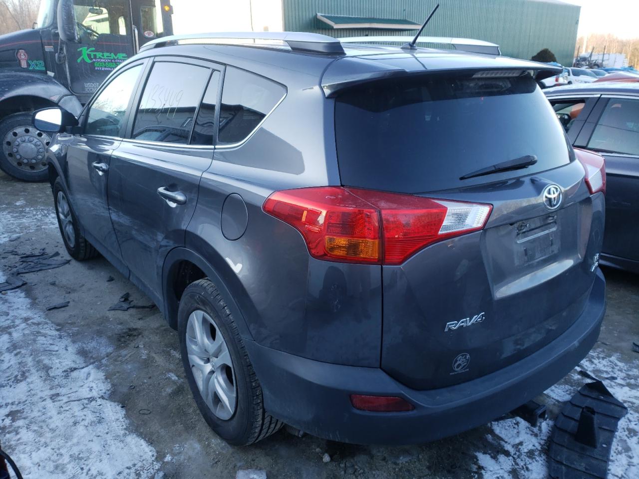 Photo 3 from auction – 2015 TOYOTA RAV4 LE with VIN 2T3BFREV7FW241400
