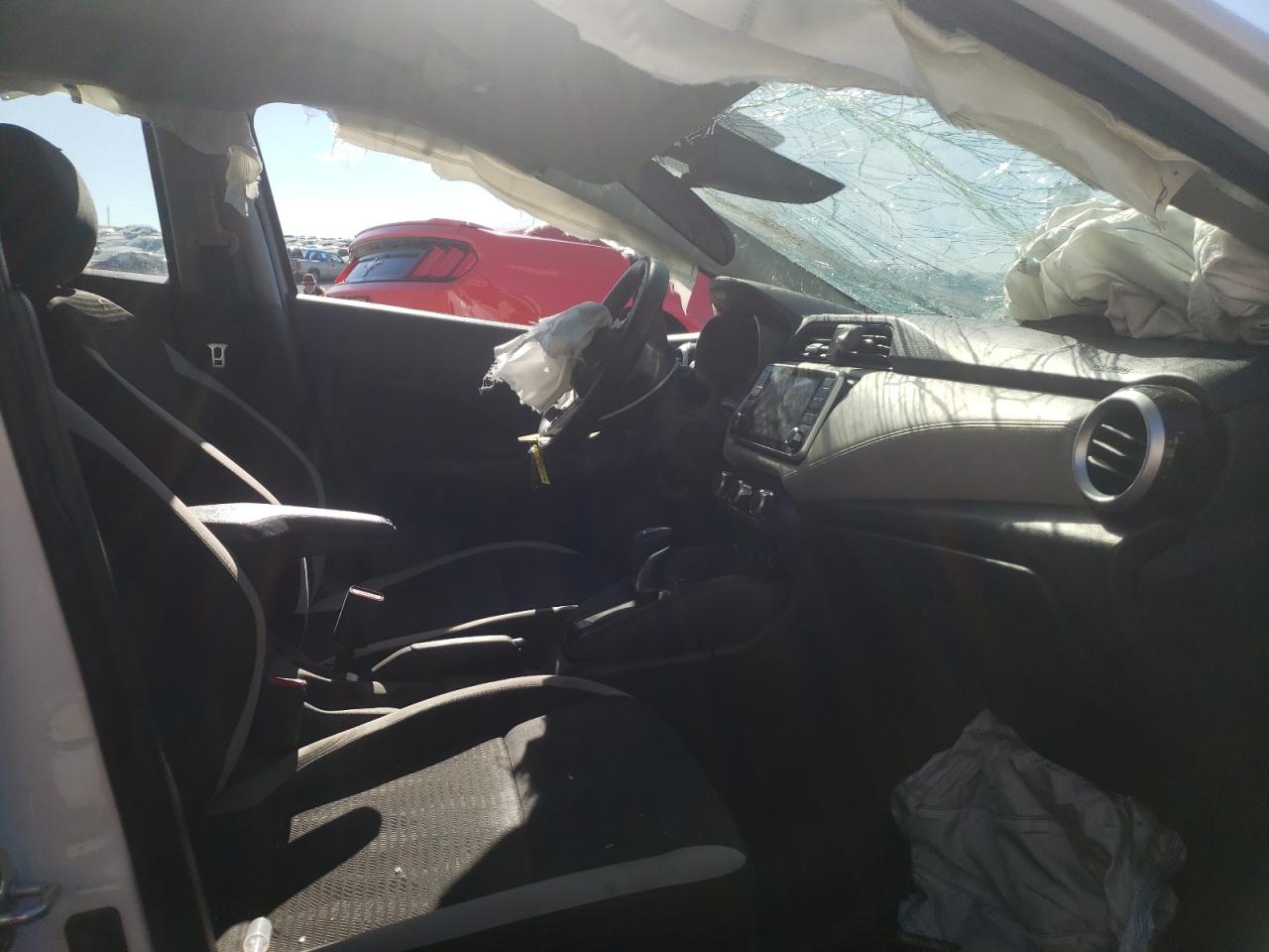 Photo 5 from auction – 2020 NISSAN VERSA SV with VIN 3N1CN8EV2LL804201
