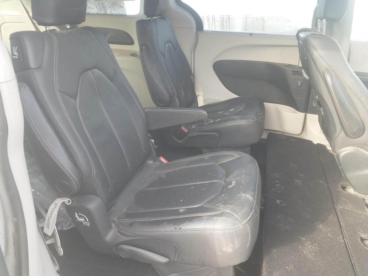 Photo 6 from auction – 2017 CHRYSLER PACIFICA T with VIN 2C4RC1EG9HR796811