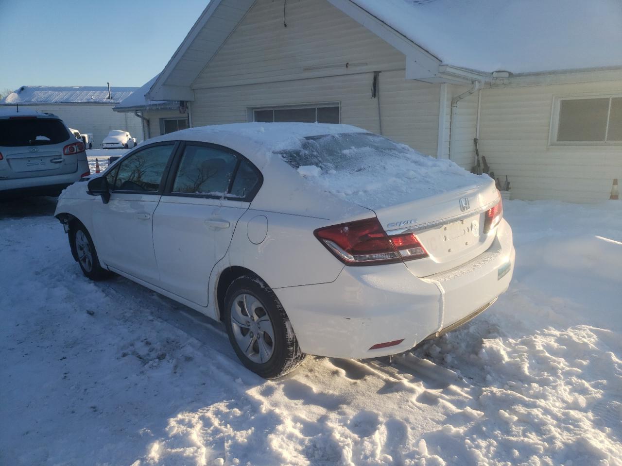 Photo 3 from auction – 2014 HONDA CIVIC LX with VIN 19XFB2F54EE081327