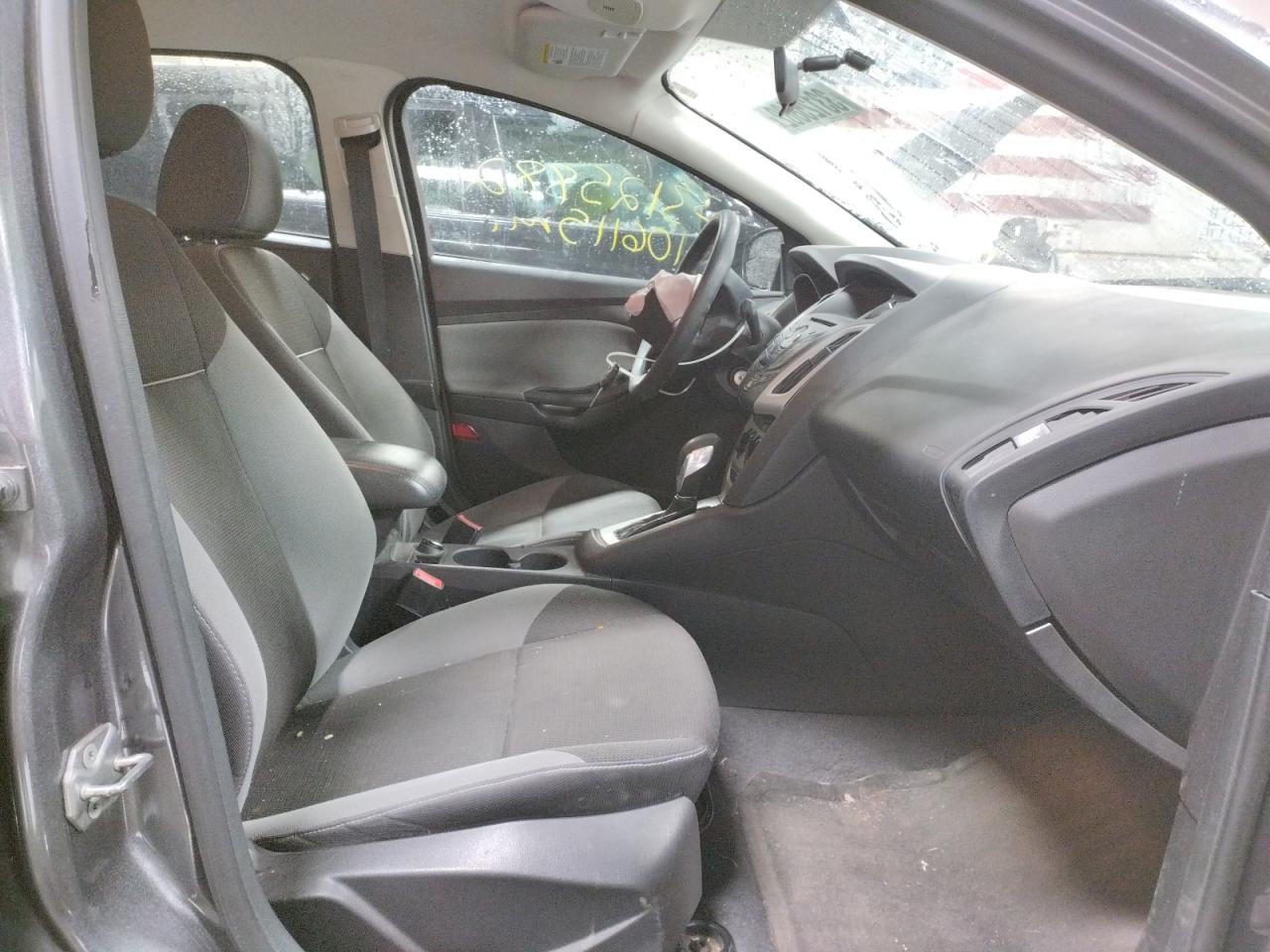 Photo 5 from auction – 2014 FORD FOCUS SE with VIN 1FADP3F24EL428012