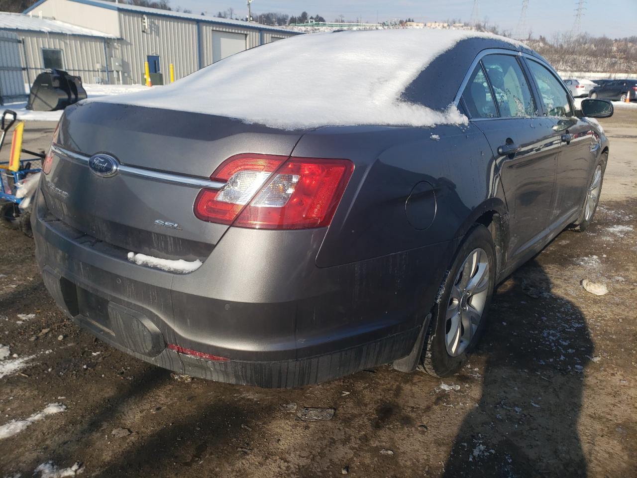 Photo 4 from auction – 2011 FORD TAURUS SEL with VIN 1FAHP2EW5BG190787