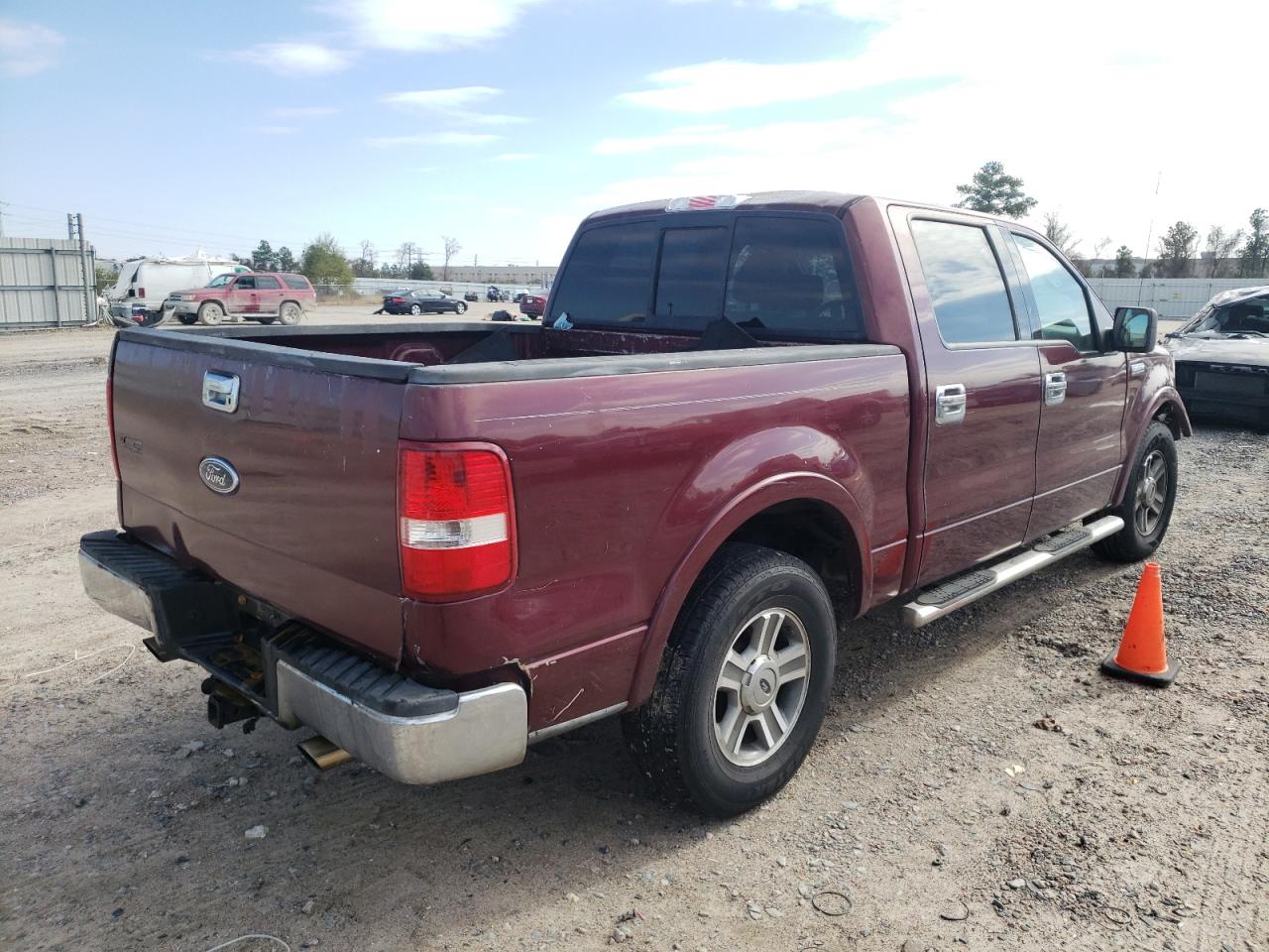 Photo 4 from auction – 2004 FORD F150 SUPER with VIN 1FTPW12594FA22383