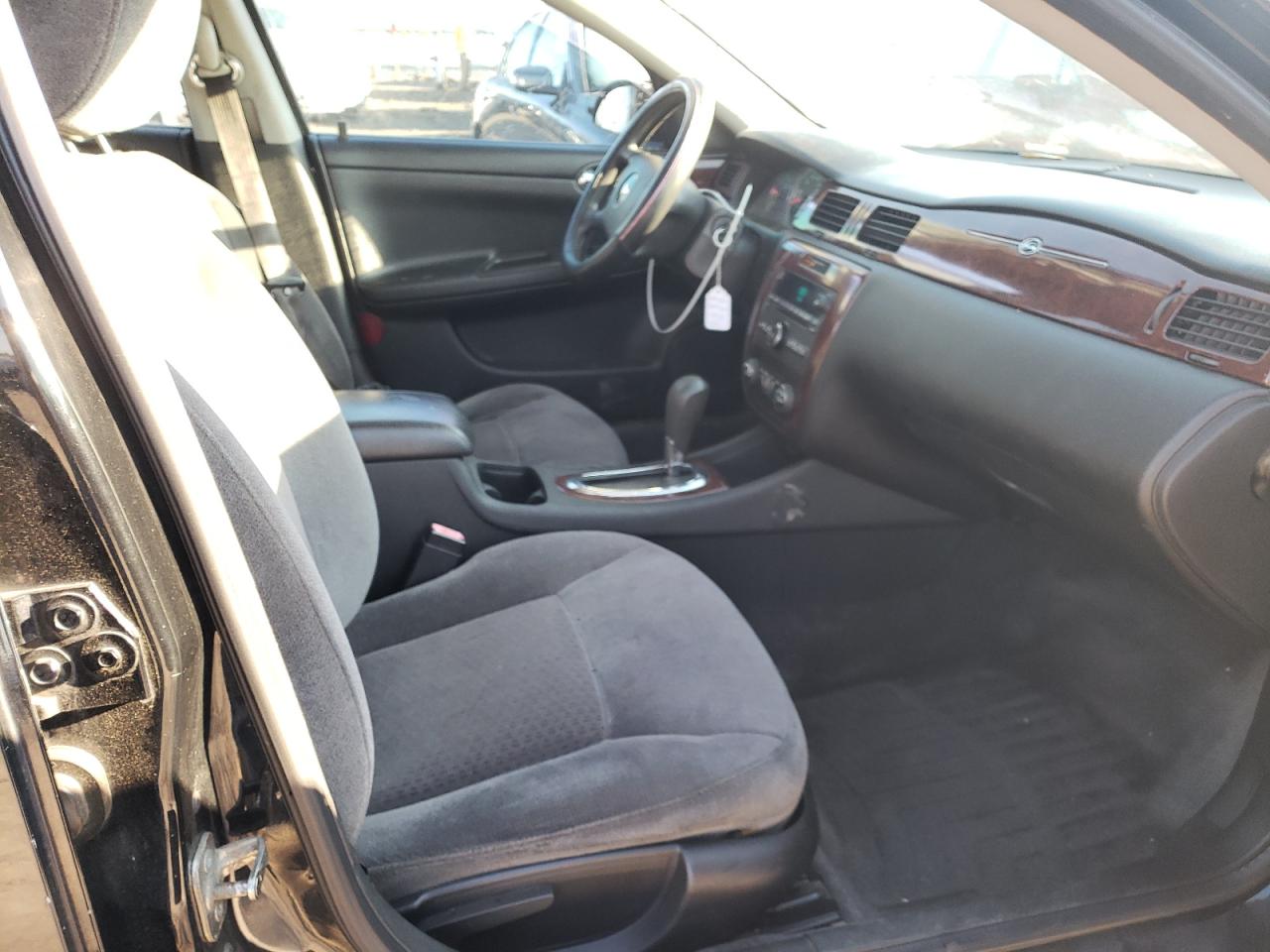 Photo 5 from auction – 2009 CHEVROLET IMPALA 1LT with VIN 2G1WT57N391306779