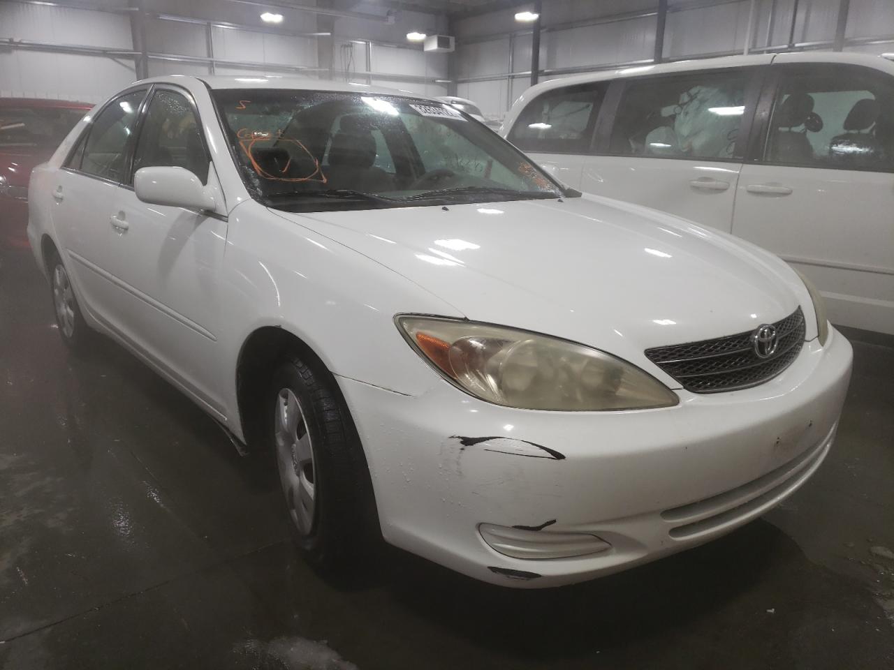 TOYOTA CAMRY LE 2002 with VIN 4T1BE32K82U086174 - Photo from auction