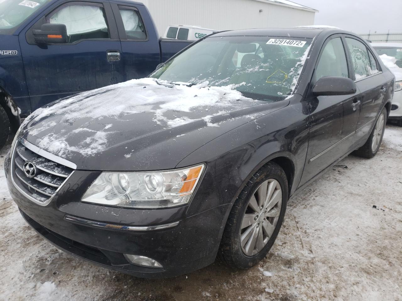 Photo 2 from auction – 2009 HYUNDAI SONATA SE with VIN 5NPEU46C69H492293