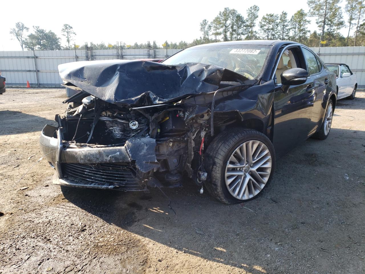 Photo 2 from auction – 2013 LEXUS ES 350 with VIN JTHBK1GG6D2071675
