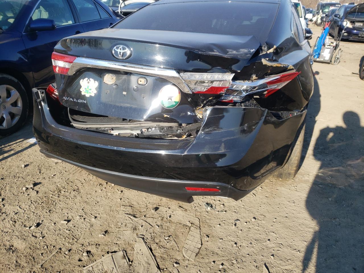 Photo 9 from auction – 2015 TOYOTA AVALON XLE with VIN 4T1BK1EB8FU180716