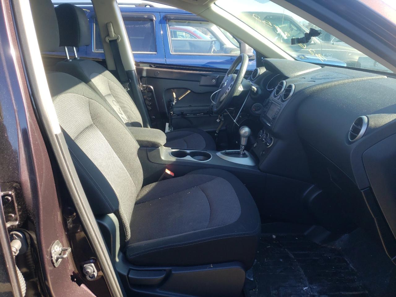 Photo 5 from auction – 2011 NISSAN ROGUE S with VIN JN8AS5MV2BW306106