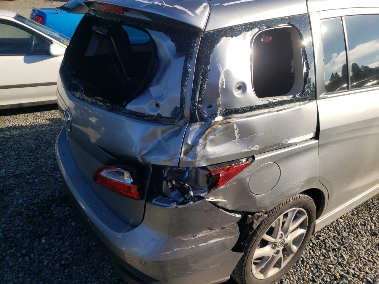 Photo 9 from auction – 2013 MAZDA 5 with VIN JM1CW2DL9D0150478