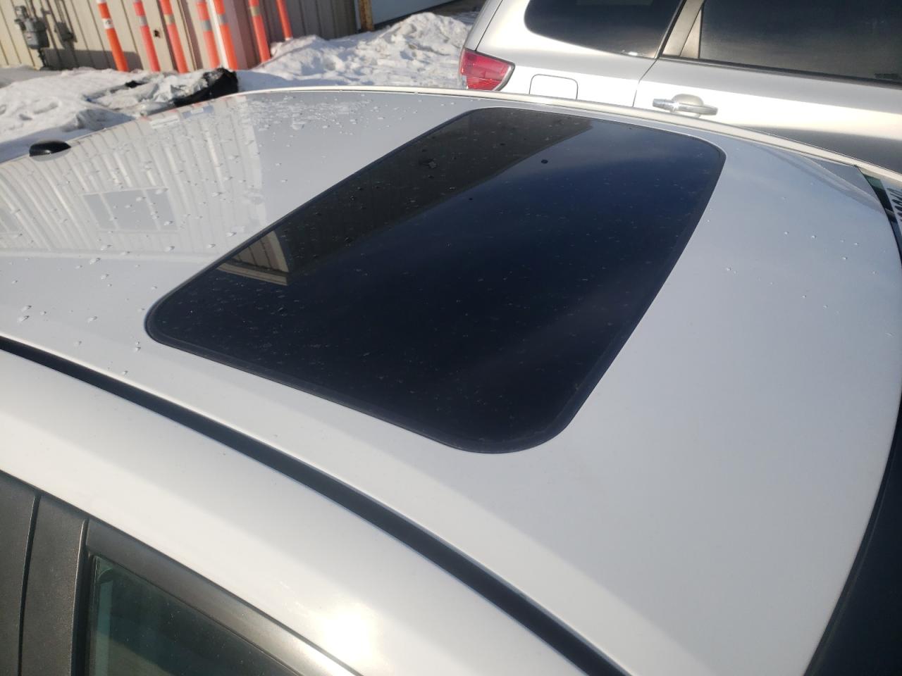 Photo 9 from auction – 2018 TOYOTA COROLLA L with VIN 2T1BURHE5JC079139