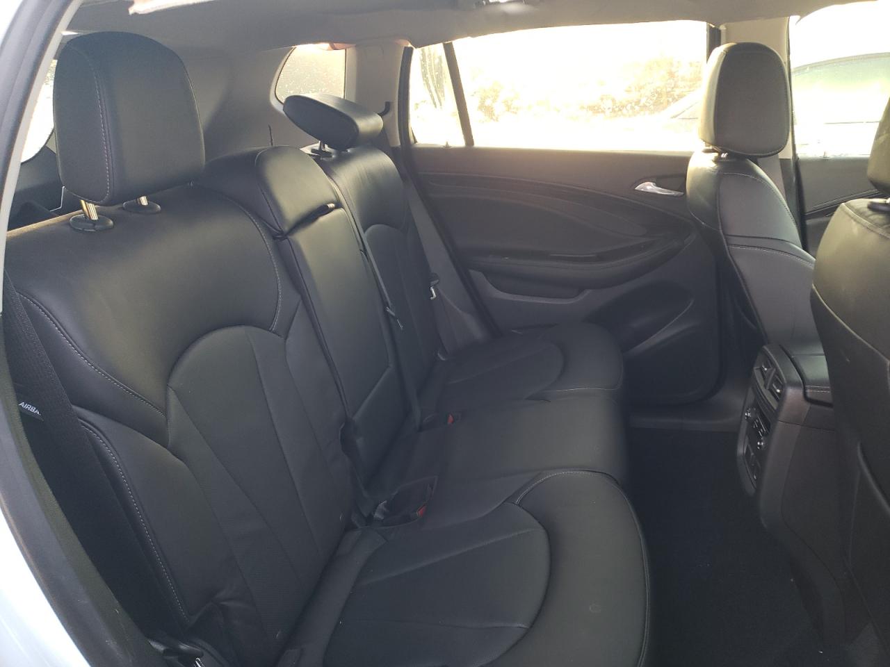 Photo 6 from auction – 2020 BUICK ENVISION E with VIN LRBFXCSA6LD013635