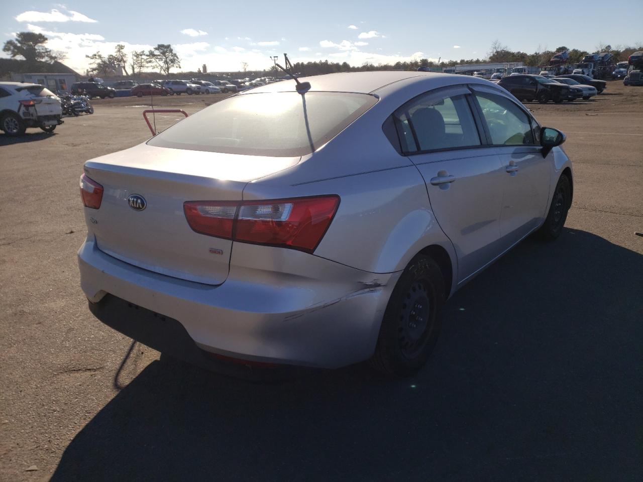 Photo 4 from auction – 2017 KIA RIO LX with VIN KNADM4A32H6098752