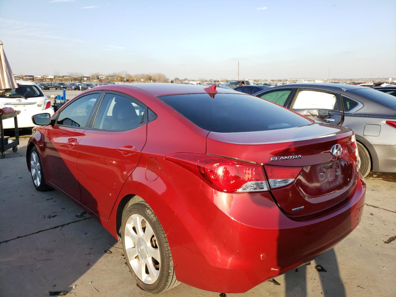 Photo 3 from auction – 2011 HYUNDAI ELANTRA GL with VIN KMHDH4AE5BU144646