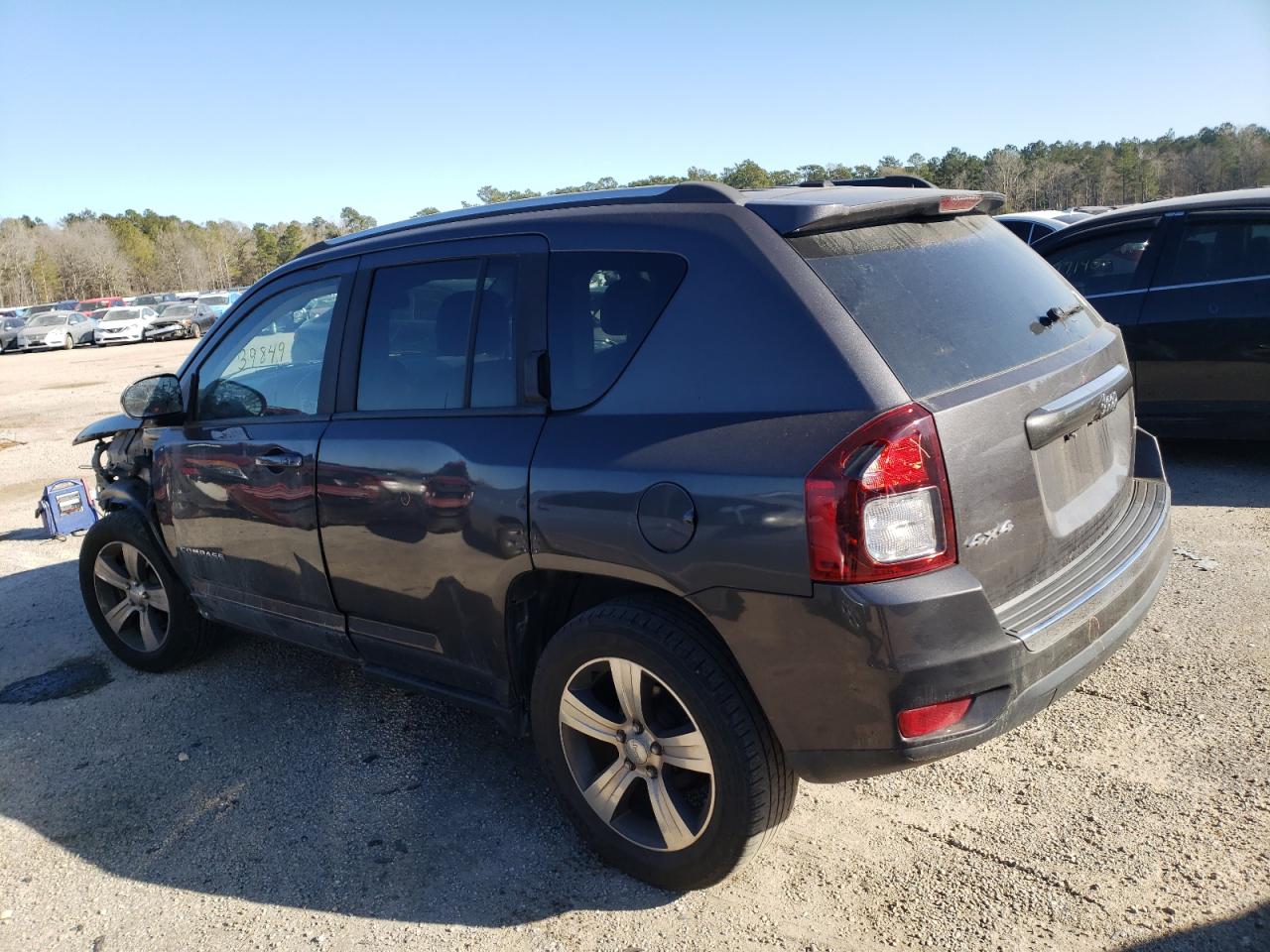 Photo 3 from auction – 2017 JEEP COMPASS LA with VIN 1C4NJDEB8HD193457