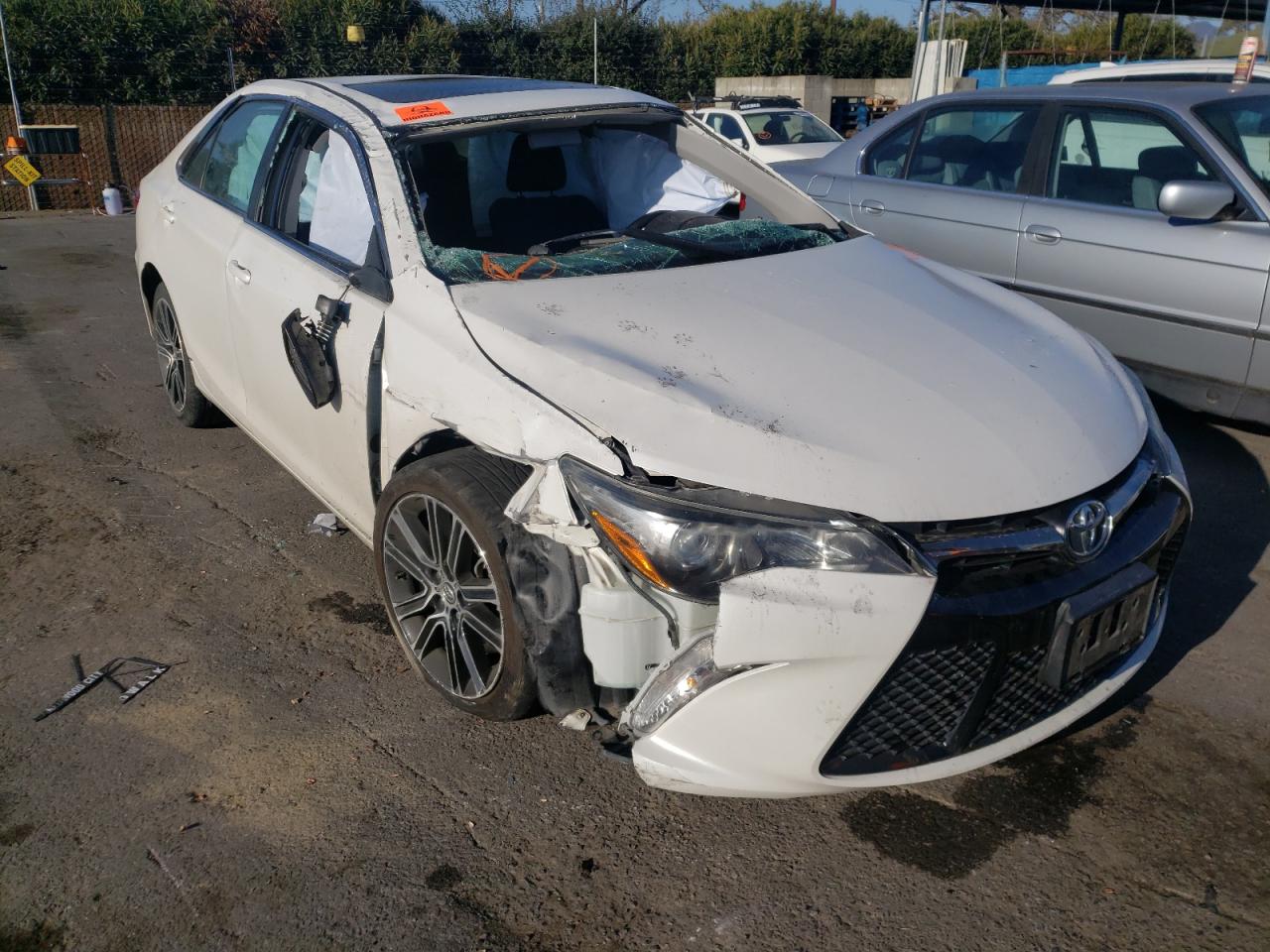 Photo 9 from auction – 2016 TOYOTA CAMRY LE with VIN 4T1BF1FK0GU140005