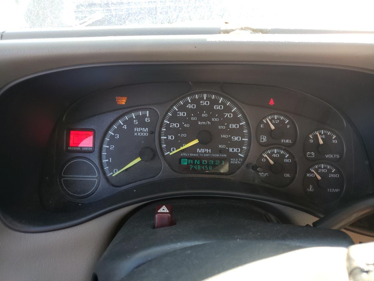Photo 8 from auction – 2001 CHEVROLET SILVERADO with VIN 2GCEC19T511168318