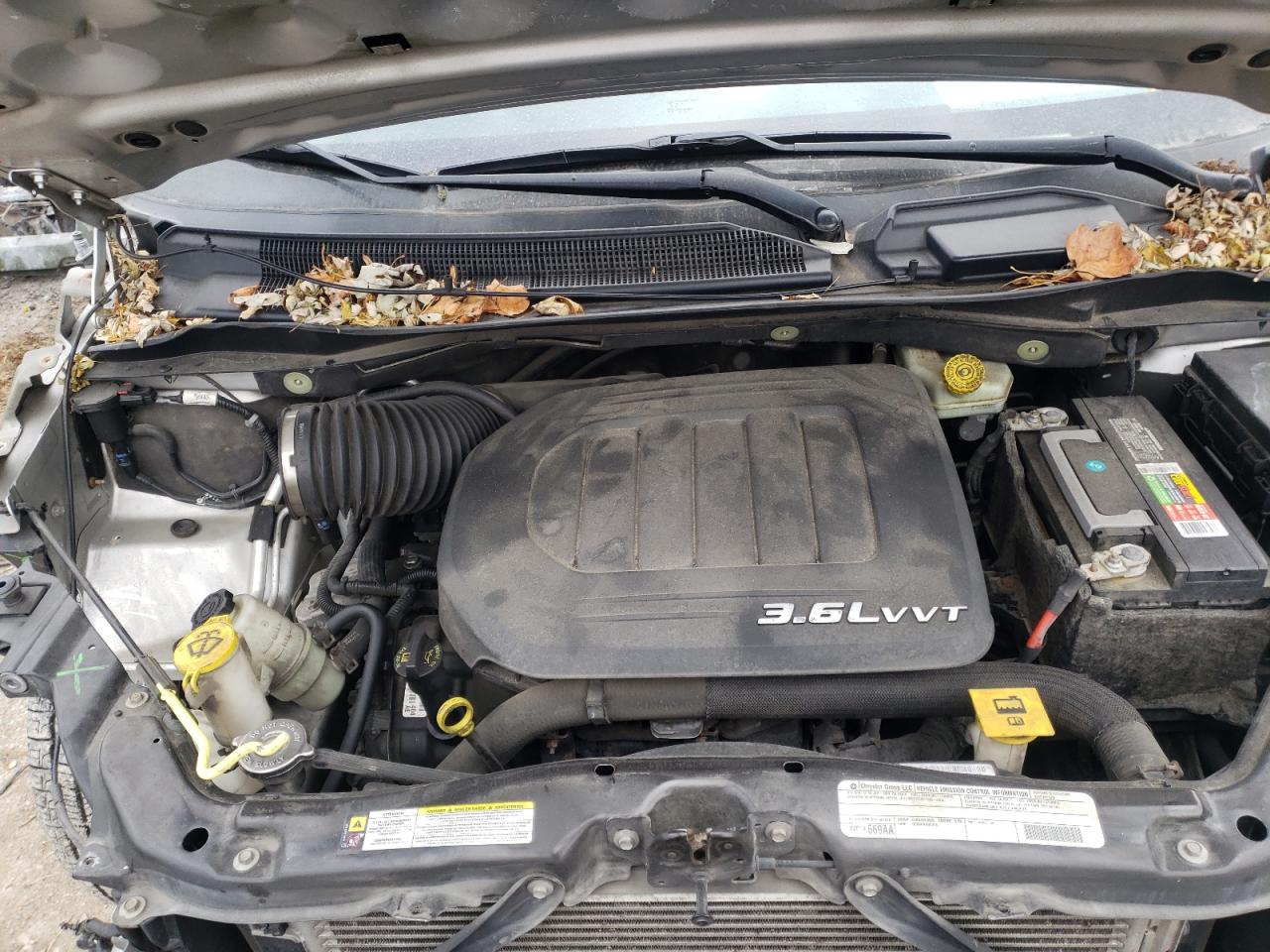 Photo 7 from auction – 2012 CHRYSLER TOWN & COU with VIN 2C4RC1BG9CR383011