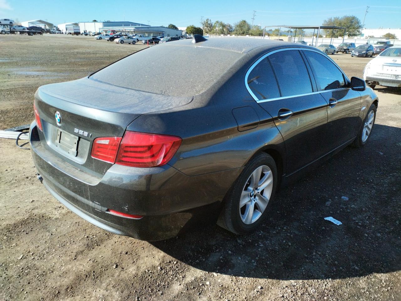 Photo 4 from auction – 2012 BMW 528 I with VIN WBAXG5C58CDX04052