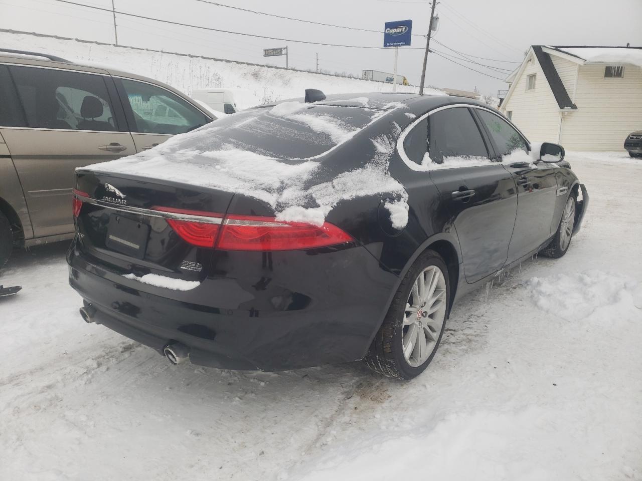 Photo 4 from auction – 2016 JAGUAR XF PRESTIG with VIN SAJBK4BV1GCY24313
