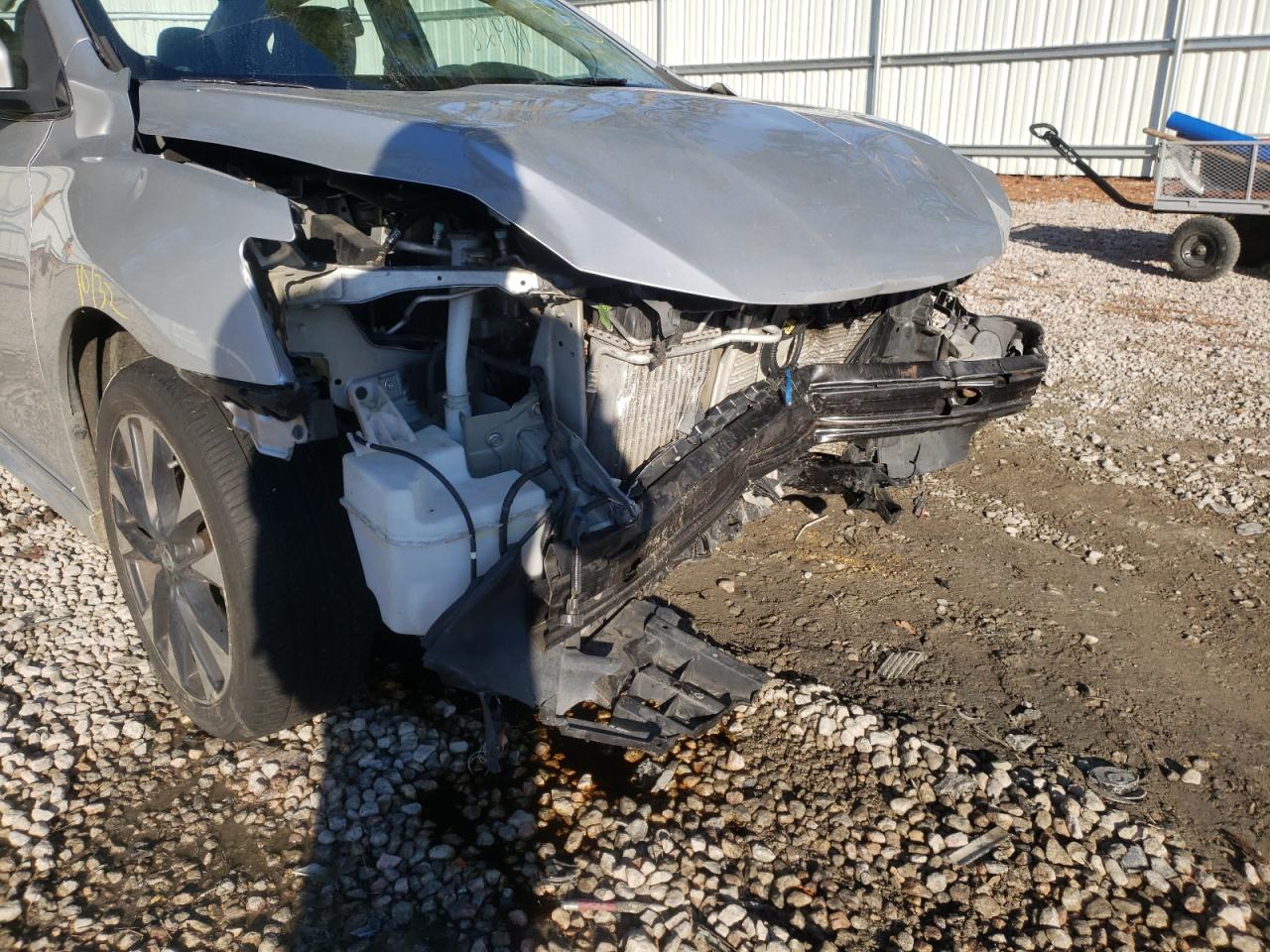 Photo 9 from auction – 2017 NISSAN SENTRA SR with VIN 3N1CB7AP0HY206547