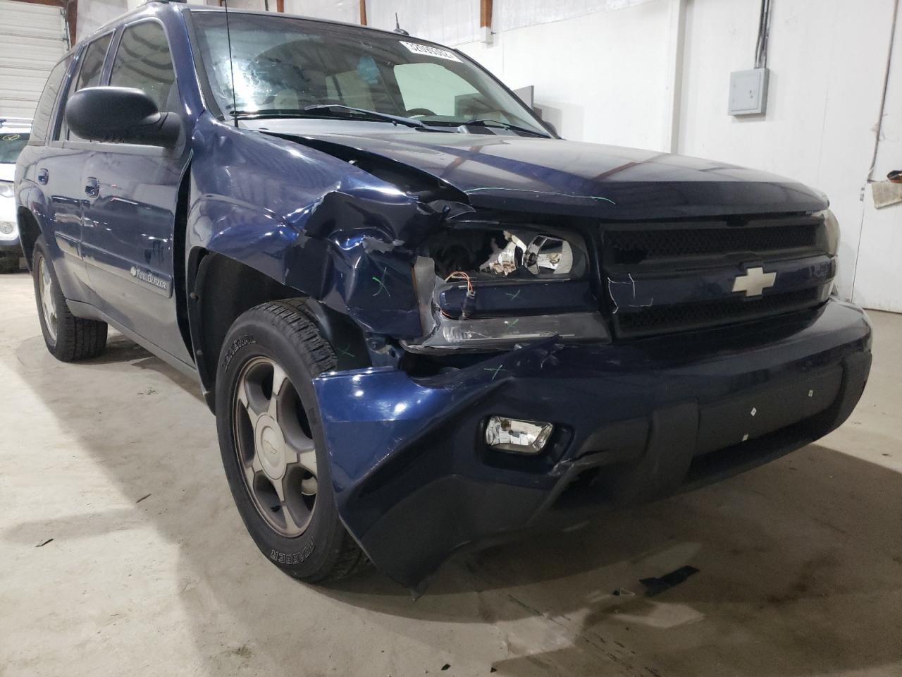 Photo 9 from auction – 2004 CHEVROLET TRAILBLAZE with VIN 1GNDT13S542420107