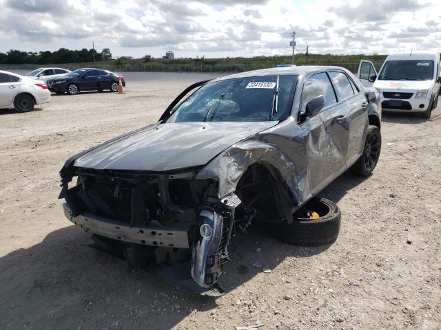 Photo 2 from auction – 2019 CHRYSLER 300 S with VIN 2C3CCABG6KH515852