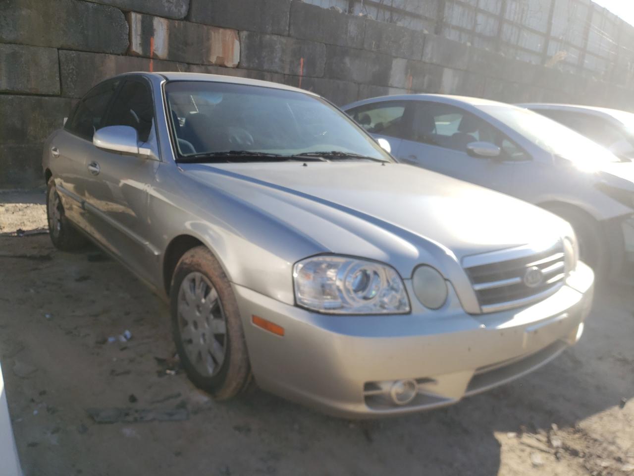 KIA OPTIMA LX 2006 with VIN KNAGD126065466028 - Photo from auction