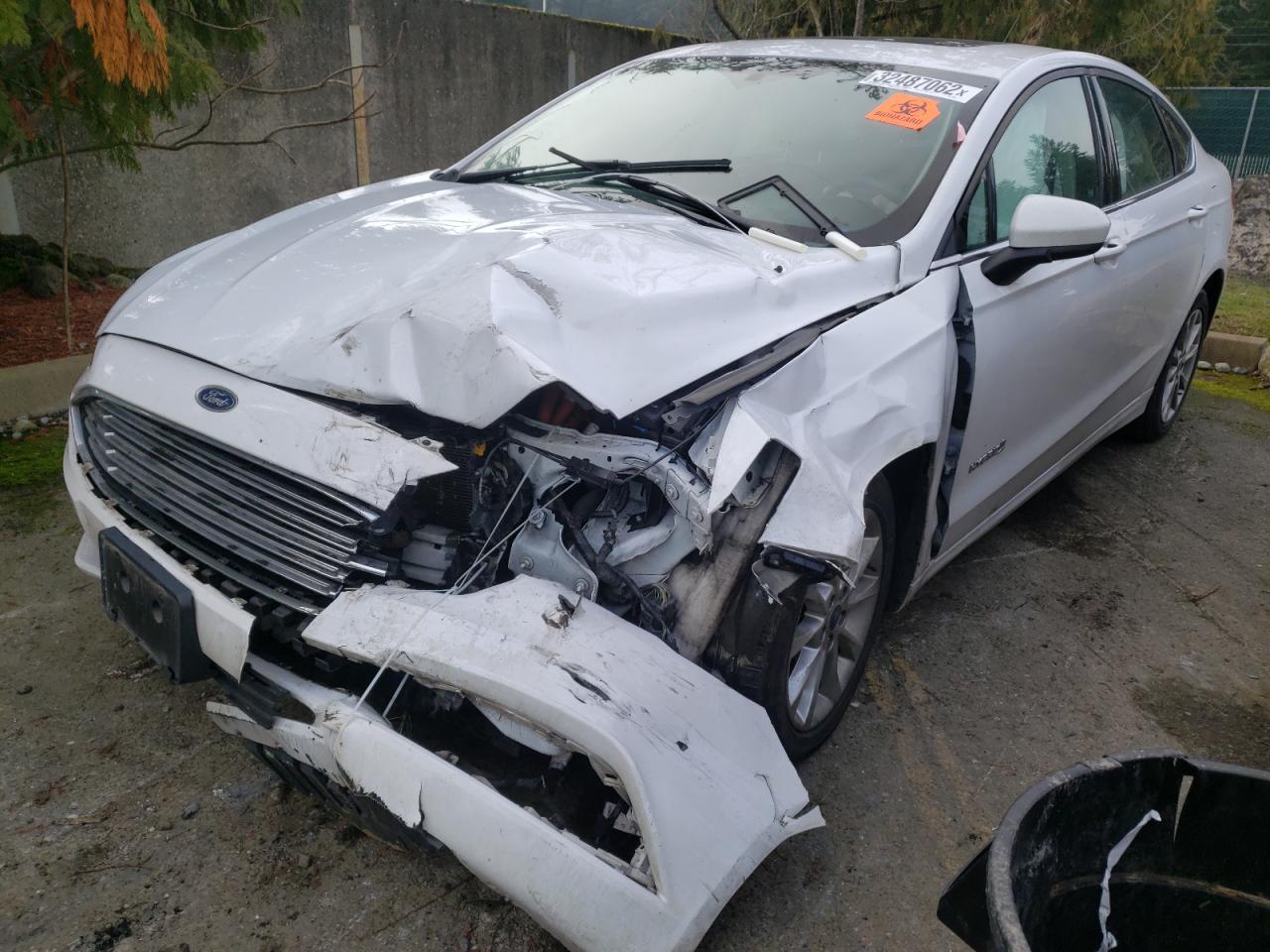 Photo 2 from auction – 2017 FORD FUSION SE with VIN 3FA6P0LU4HR336661
