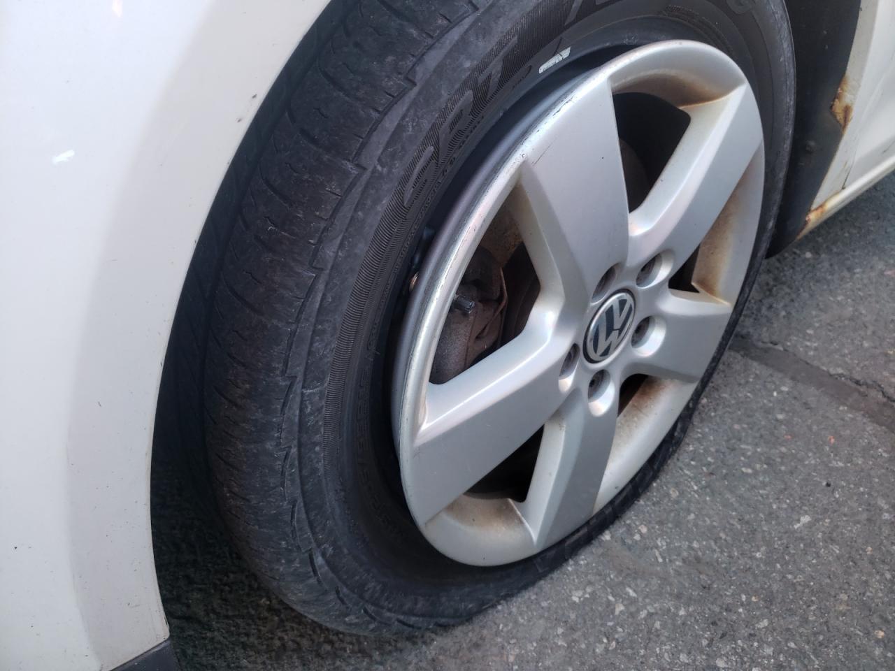 Photo 9 from auction – 2008 VOLKSWAGEN JETTA SE with VIN 3VWRZ71K28M024358