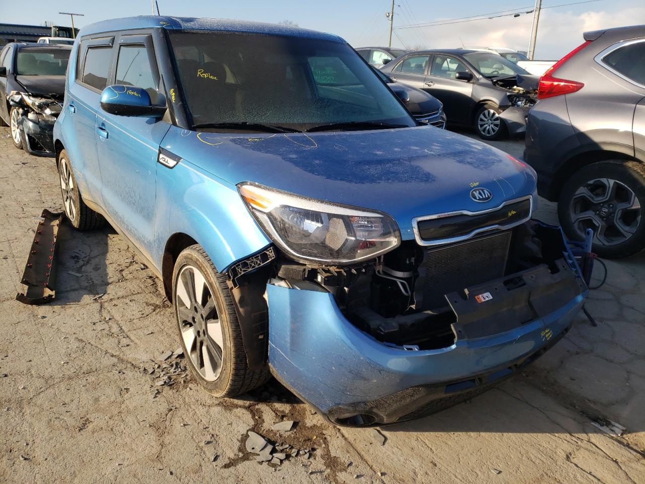 KIA SOUL + 2016 with VIN KNDJP3A55G7350379 - Photo from auction