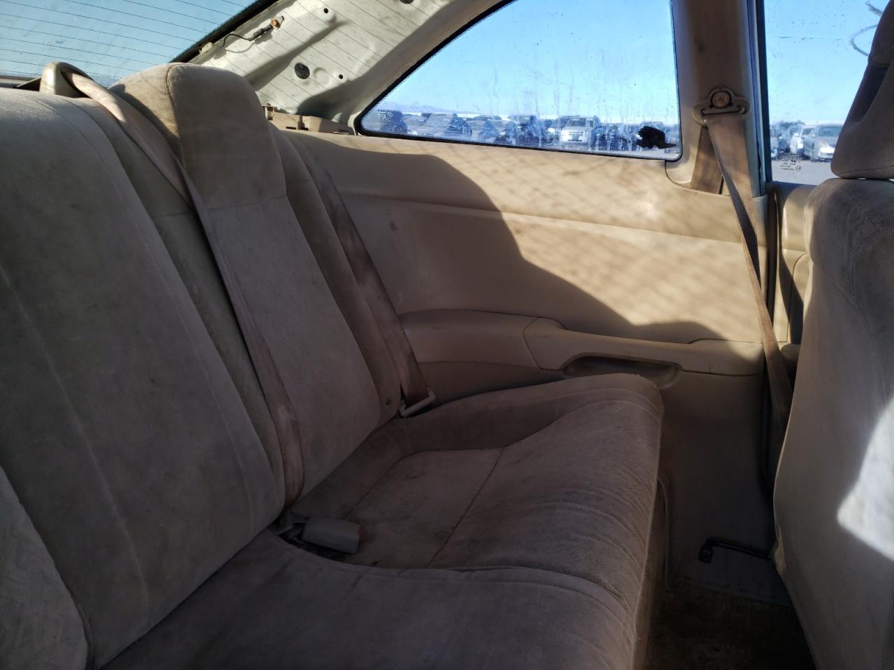 Photo 6 from auction – 2001 HONDA CIVIC LX with VIN 1HGEM215X1L044203