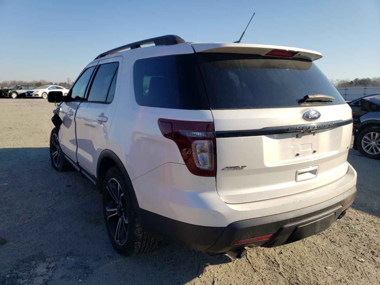 Photo 3 from auction – 2015 FORD EXPLORER S with VIN 1FM5K8GT6FGC02710