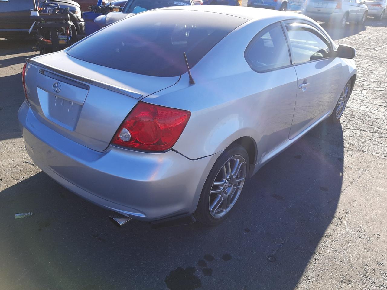 Photo 4 from auction – 2006 TOYOTA SCION TC with VIN JTKDE177260132240