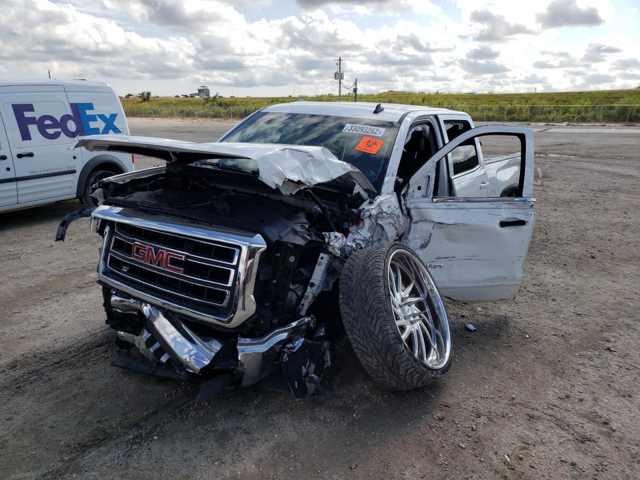 Photo 2 from auction – 2014 GMC SIERRA C15 with VIN 3GTP1UEH4EG300175