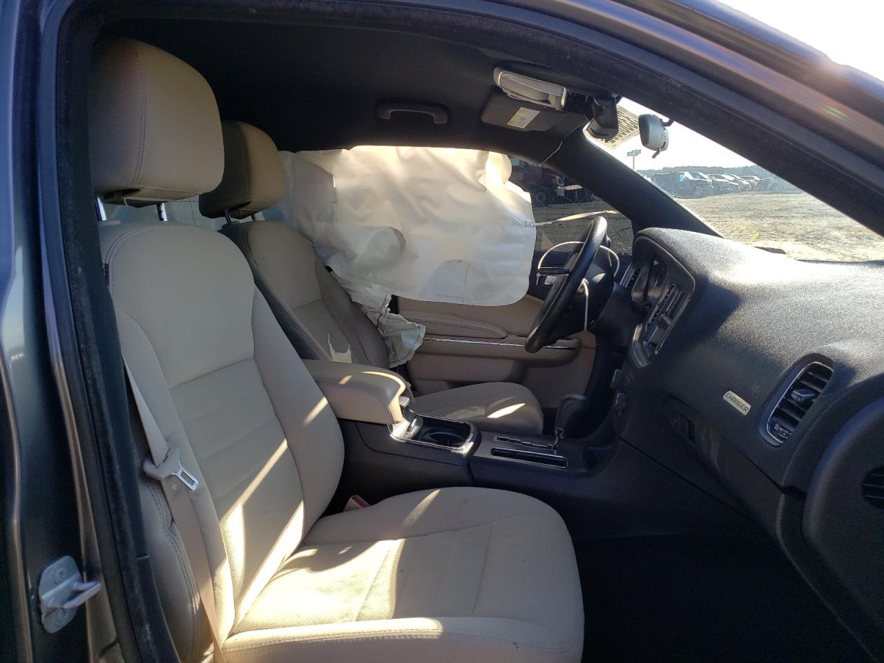Photo 5 from auction – 2014 DODGE CHARGER SE with VIN 2C3CDXBG8EH326012