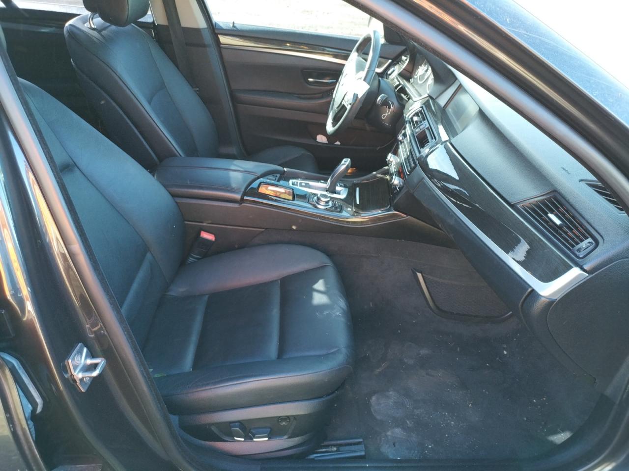 Photo 5 from auction – 2012 BMW 528 I with VIN WBAXG5C58CDX04052