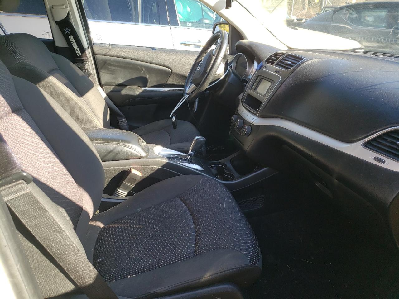 Photo 5 from auction – 2016 DODGE JOURNEY SE with VIN 3C4PDCAB1GT114722
