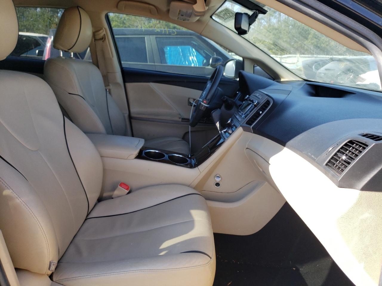 Photo 5 from auction – 2011 TOYOTA VENZA with VIN 4T3ZA3BB2BU047162