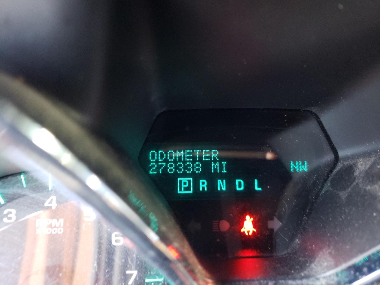 Photo 8 from auction – 2015 CHEVROLET TRAVERSE L with VIN 1GNKVHKD0FJ213159