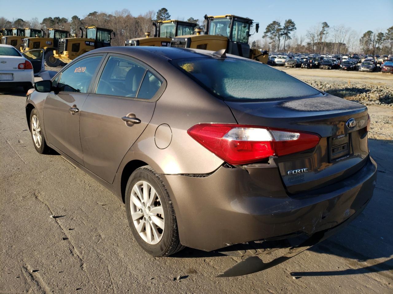 Photo 3 from auction – 2014 KIA FORTE LX with VIN KNAFX4A65E5223366