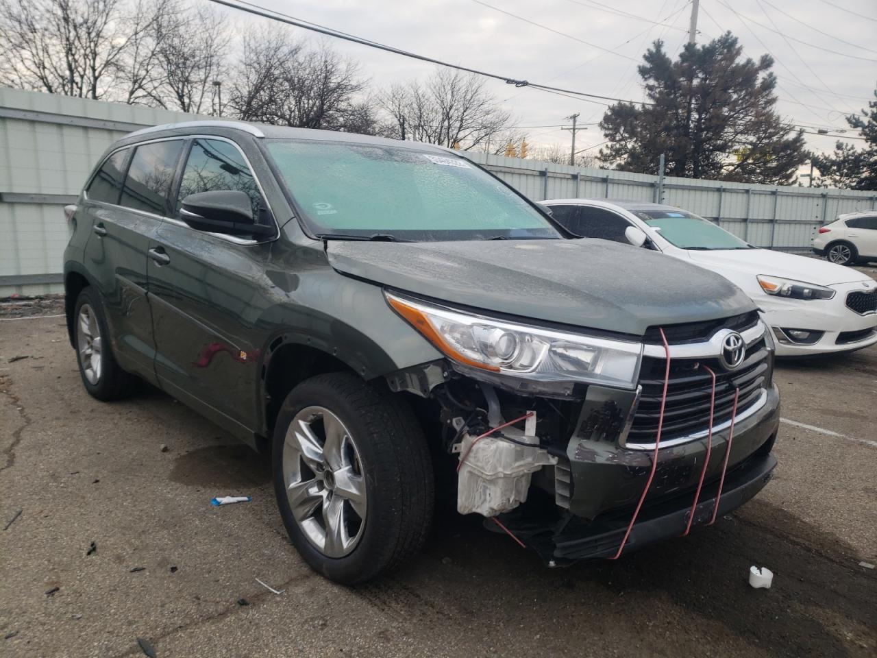 TOYOTA HIGHLANDER 2015 с VIN 5TDDKRFH1FS147611 - Фото с аукциона