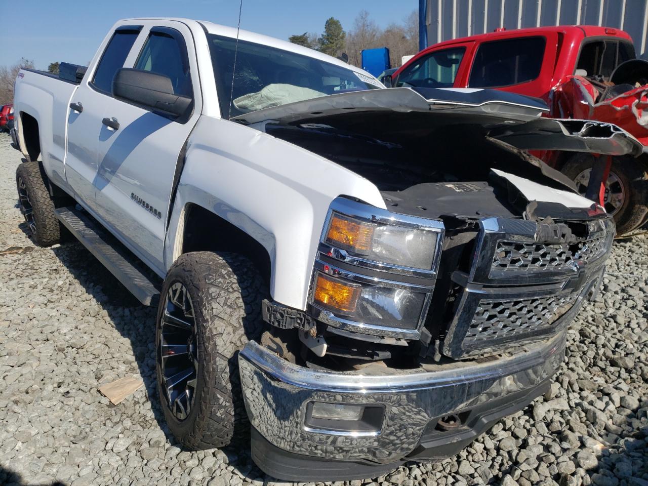 CHEVROLET SILVERADO 2014 with VIN 1GCVKREC1EZ316906 - Photo from auction