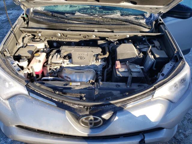 Photo 7 from auction – 2018 TOYOTA RAV4 LE with VIN 2T3BFREV0JW846450