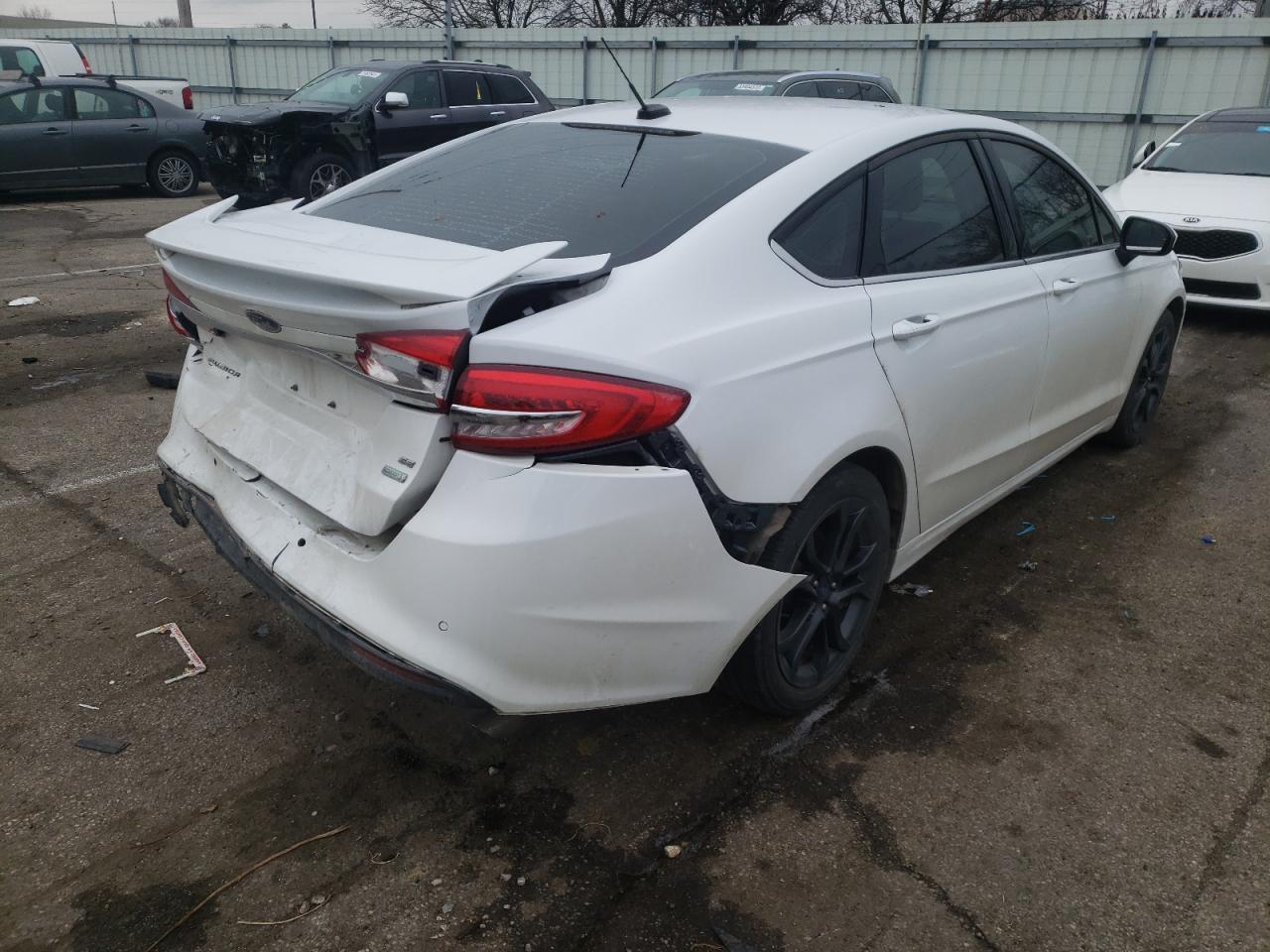 Photo 4 from auction – 2018 FORD FUSION SE with VIN 3FA6P0HD4JR230631