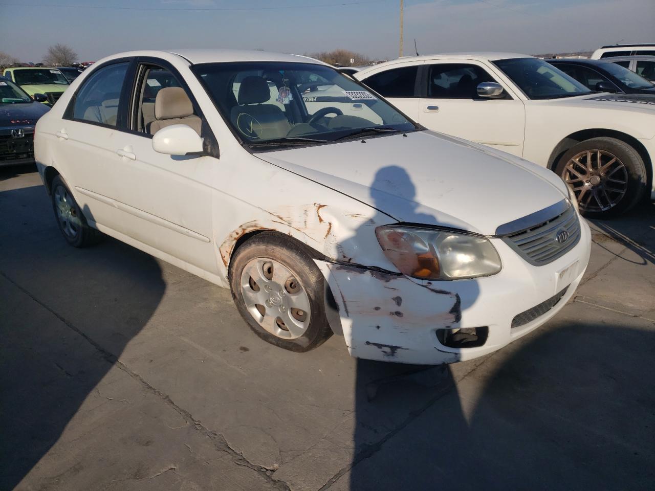 KIA SPECTRA EX 2008 with VIN KNAFE121085492984 - Photo from auction