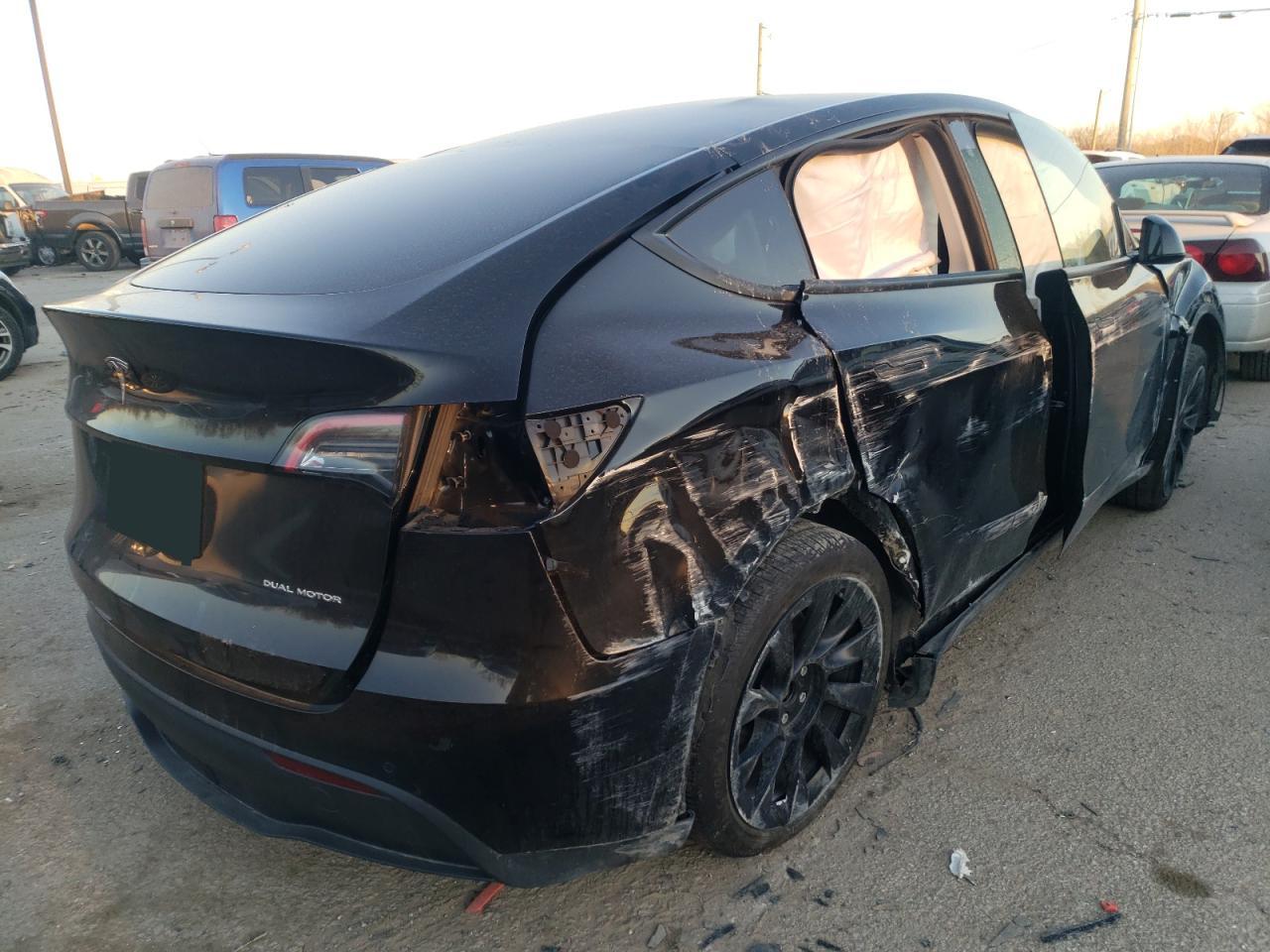 Photo 4 from auction – 2021 TESLA MODEL Y with VIN 5YJYGDEE1MF195897