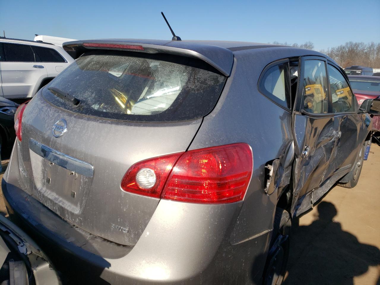 Photo 4 from auction – 2011 NISSAN ROGUE S with VIN JN8AS5MV8BW312279